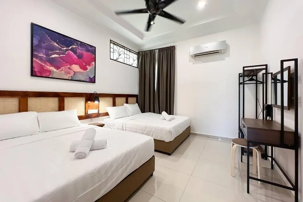 Luxury Villa Hening Sari, Umbai Melaka - Smarthome  Malacca