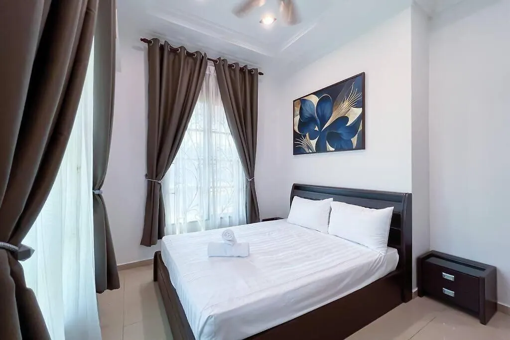 Luxury Villa Hening Sari, Umbai Melaka - Smarthome