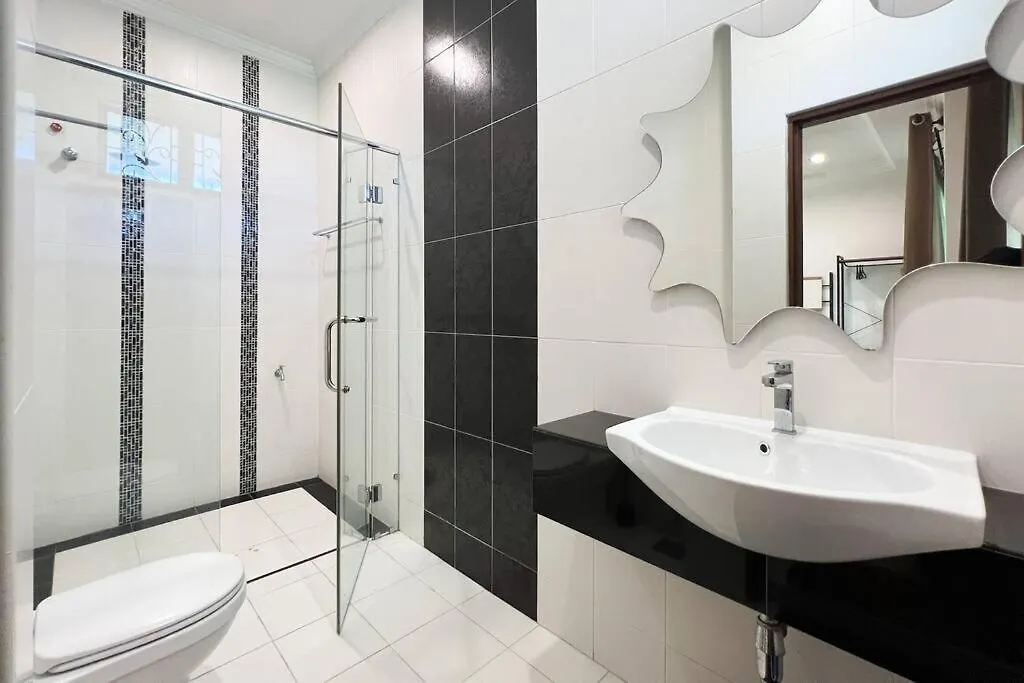 Luxury Villa Hening Sari, Umbai Melaka - Smarthome Malaysia